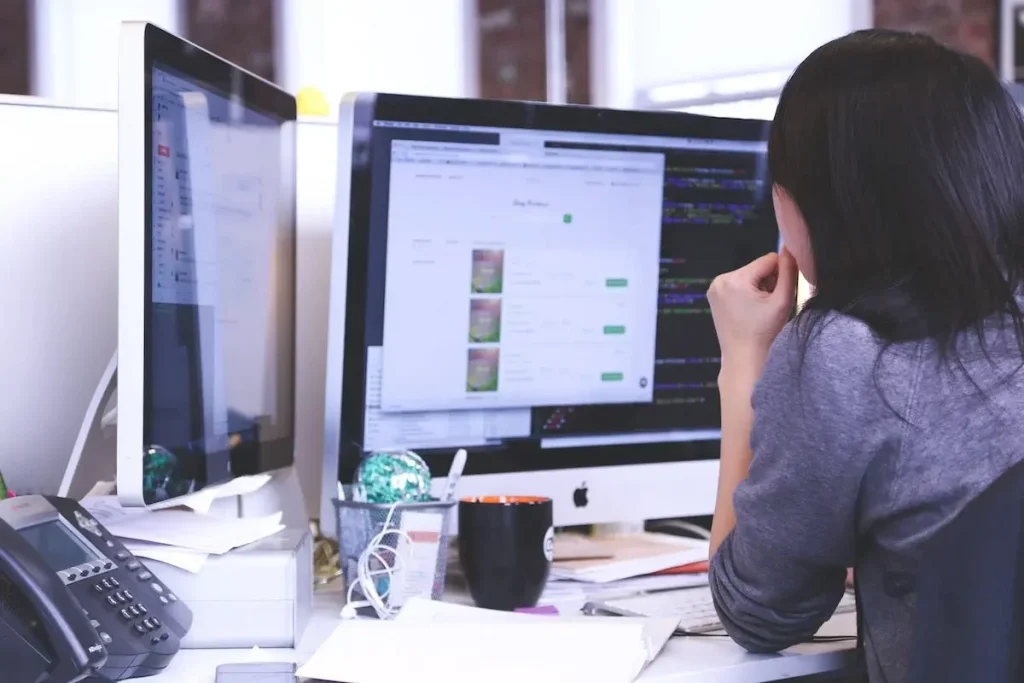 توسعه وب اپلیکیشن اختصاصی برای کسب و کارها